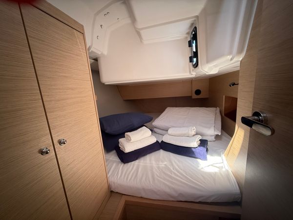 Dufour 37 | Sunsail 25