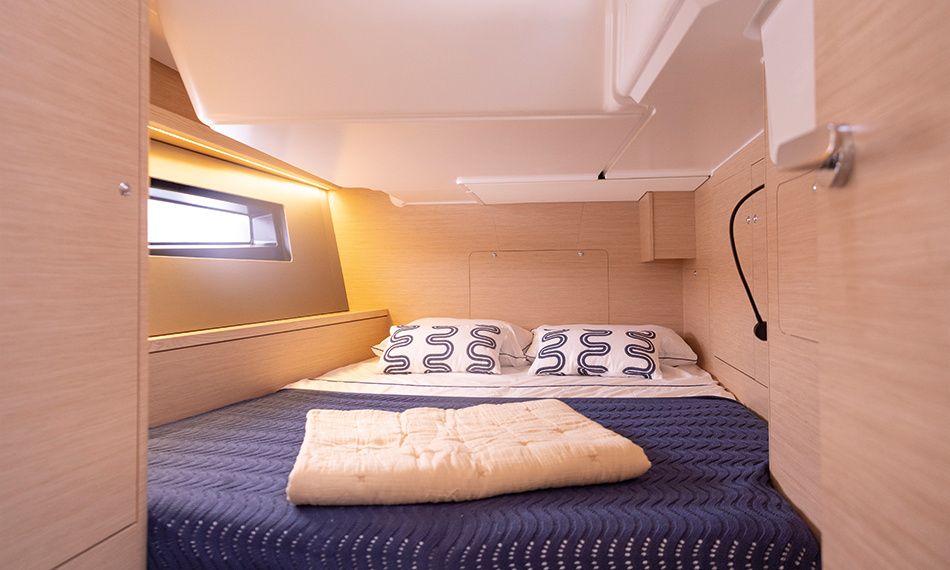 Dufour 44 | Sunsail 25