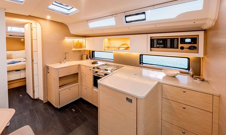 Dufour 44 | Sunsail 25