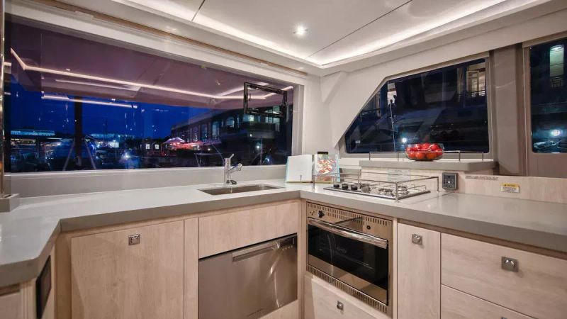 Leopard 45 | Sunsail 24