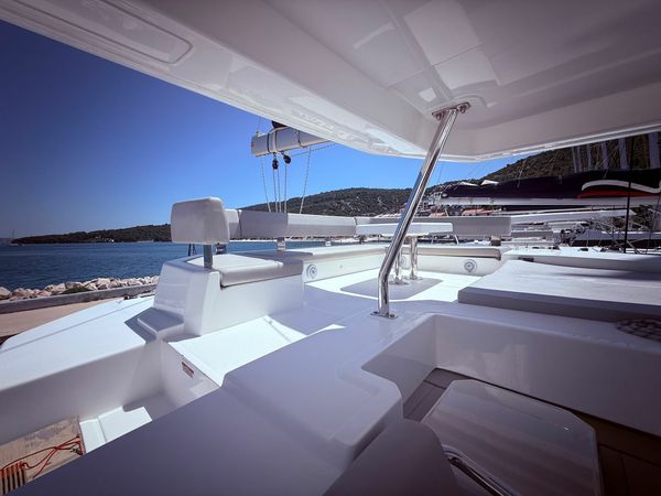 Leopard 45 | Sunsail 22