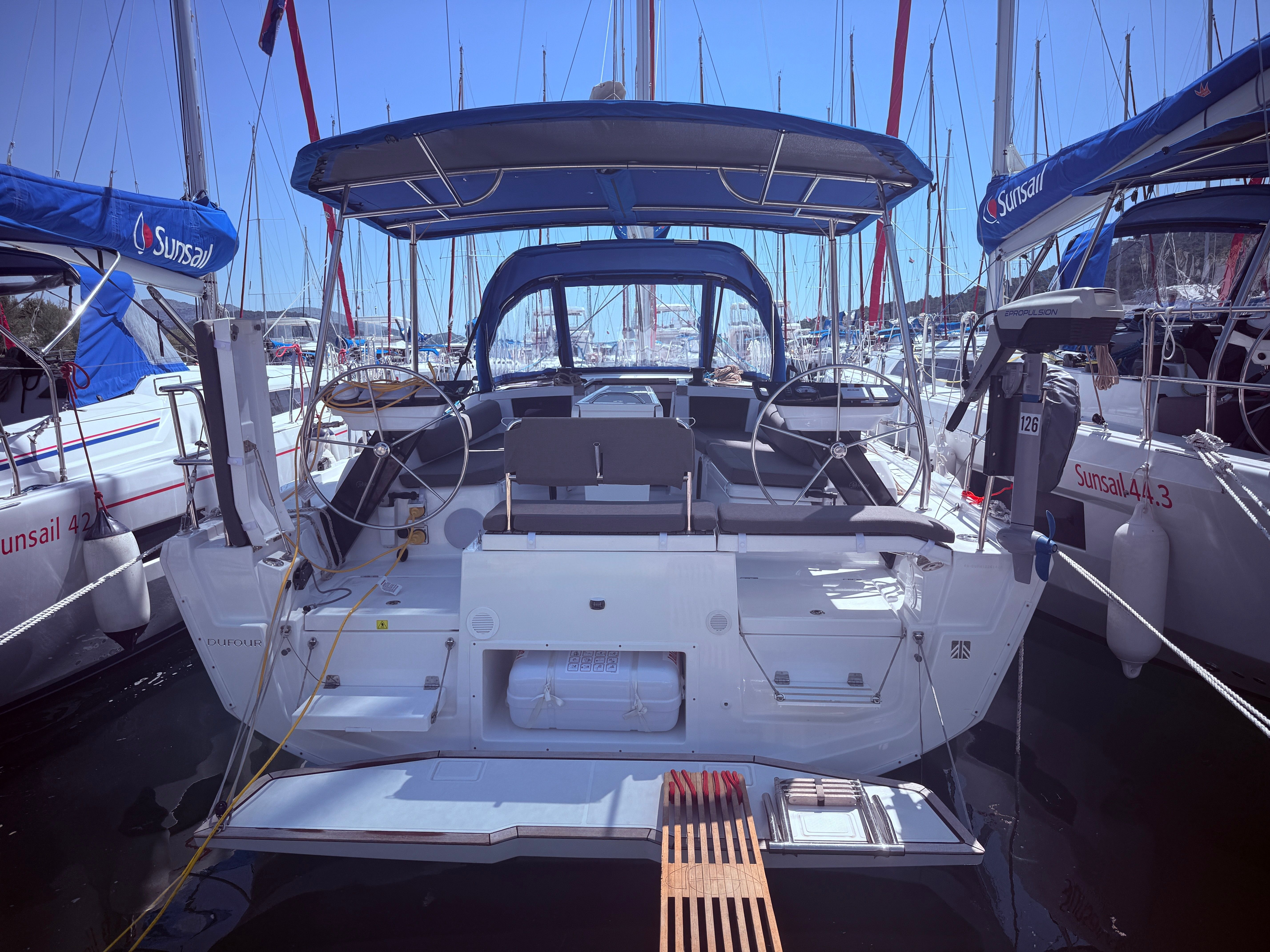 Dufour 37 | Sunsail 25