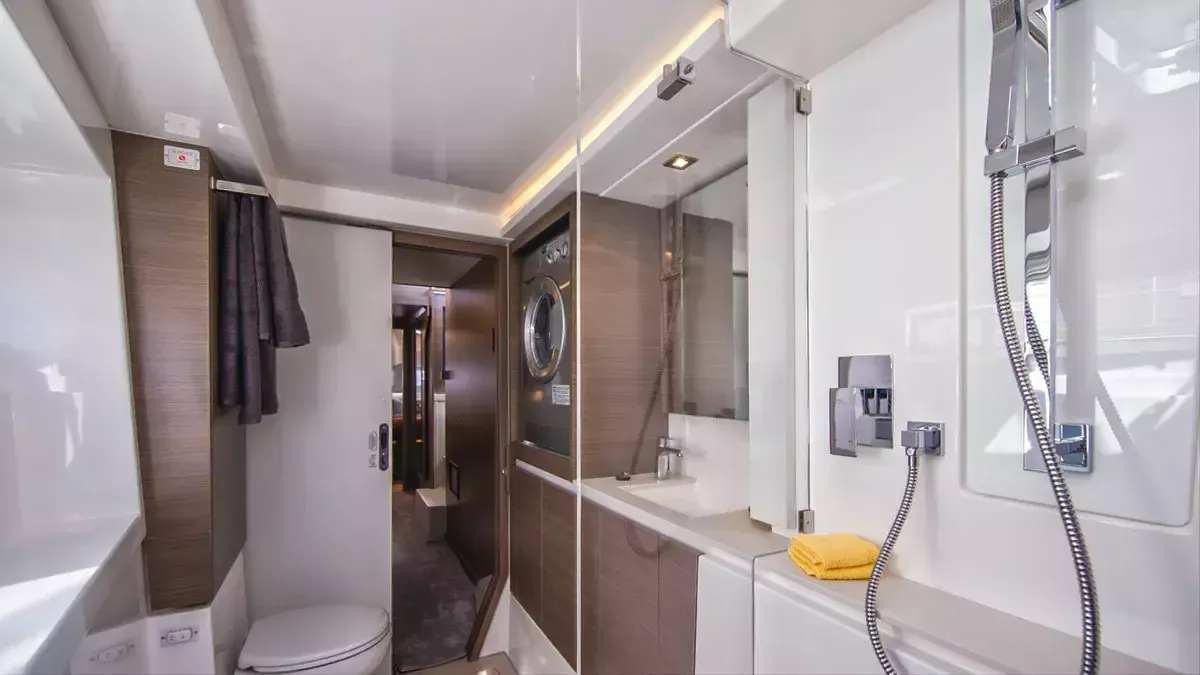 Leopard 42 | Sunsail 25