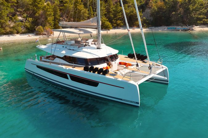 Fountaine Pajot Samana 59 | Nika One