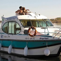 Nicols Sixto + | Scamandre