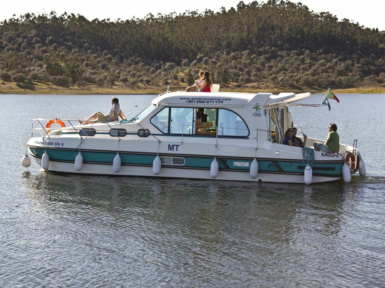 Nicols Sedan 1170 | La Liviniere