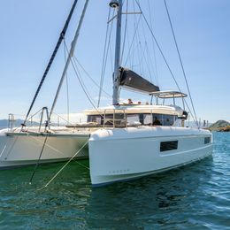 Lagoon 43 | White Pearl