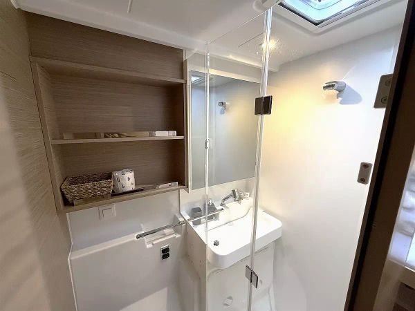 Lagoon 43 | White Pearl