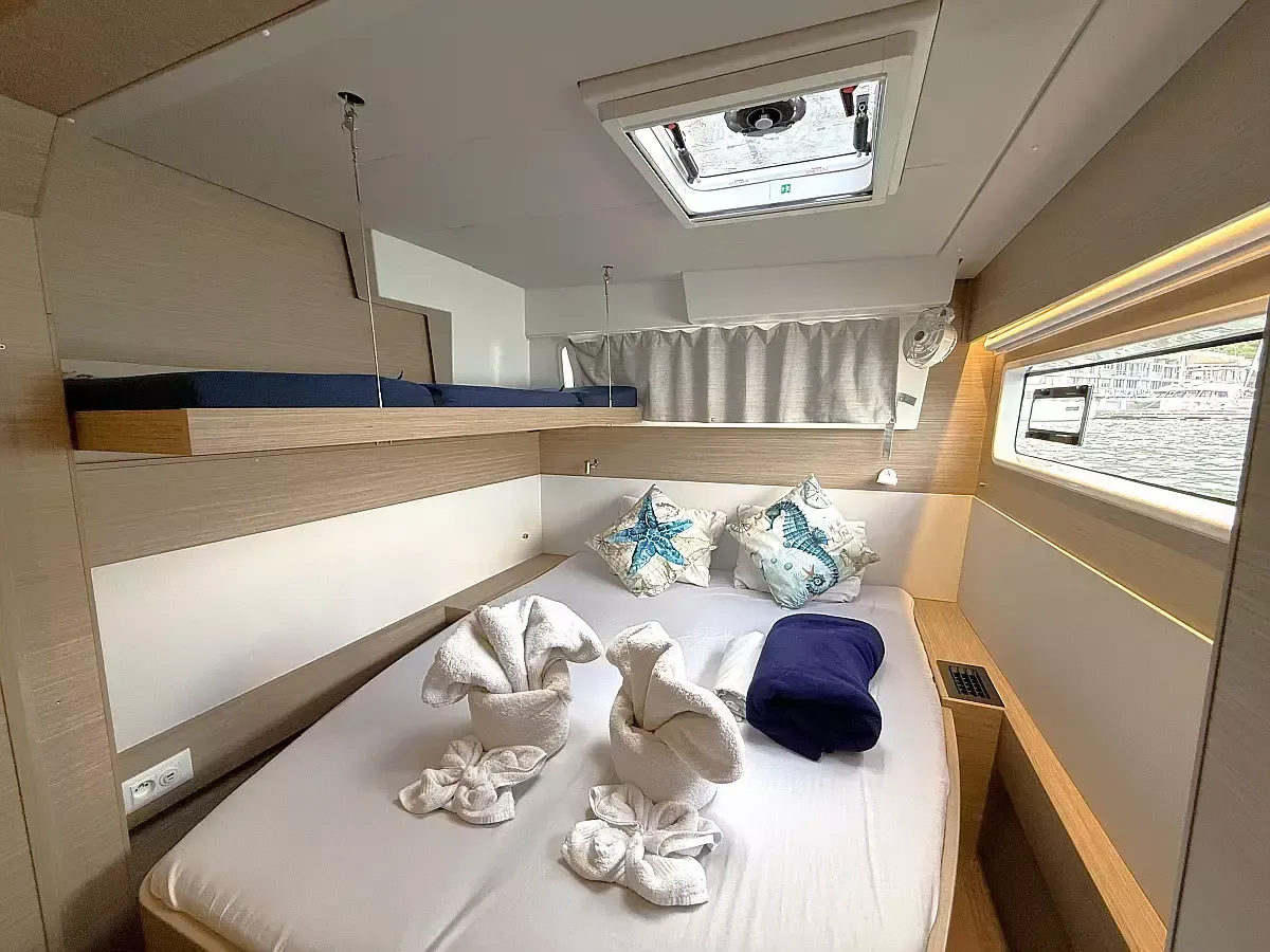 Lagoon 43 | White Pearl