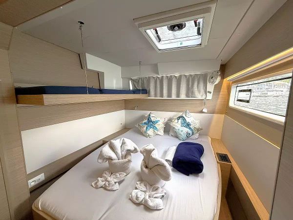 Lagoon 43 | White Pearl