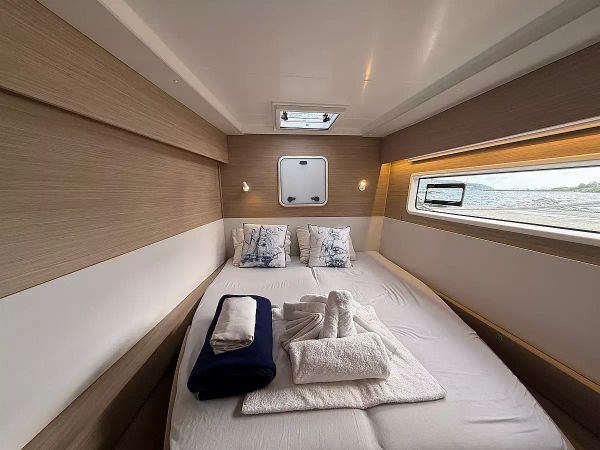 Lagoon 43 | White Pearl