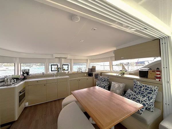 Lagoon 43 | White Pearl