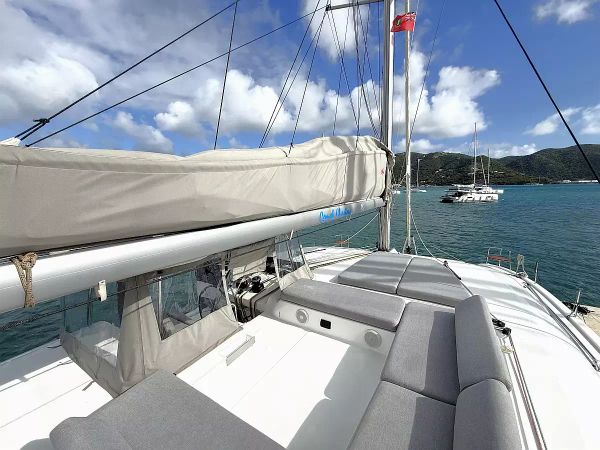 Lagoon 43 | White Pearl