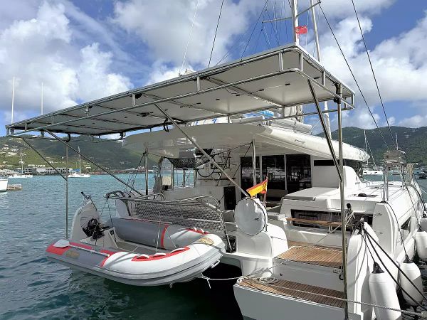 Lagoon 43 | White Pearl