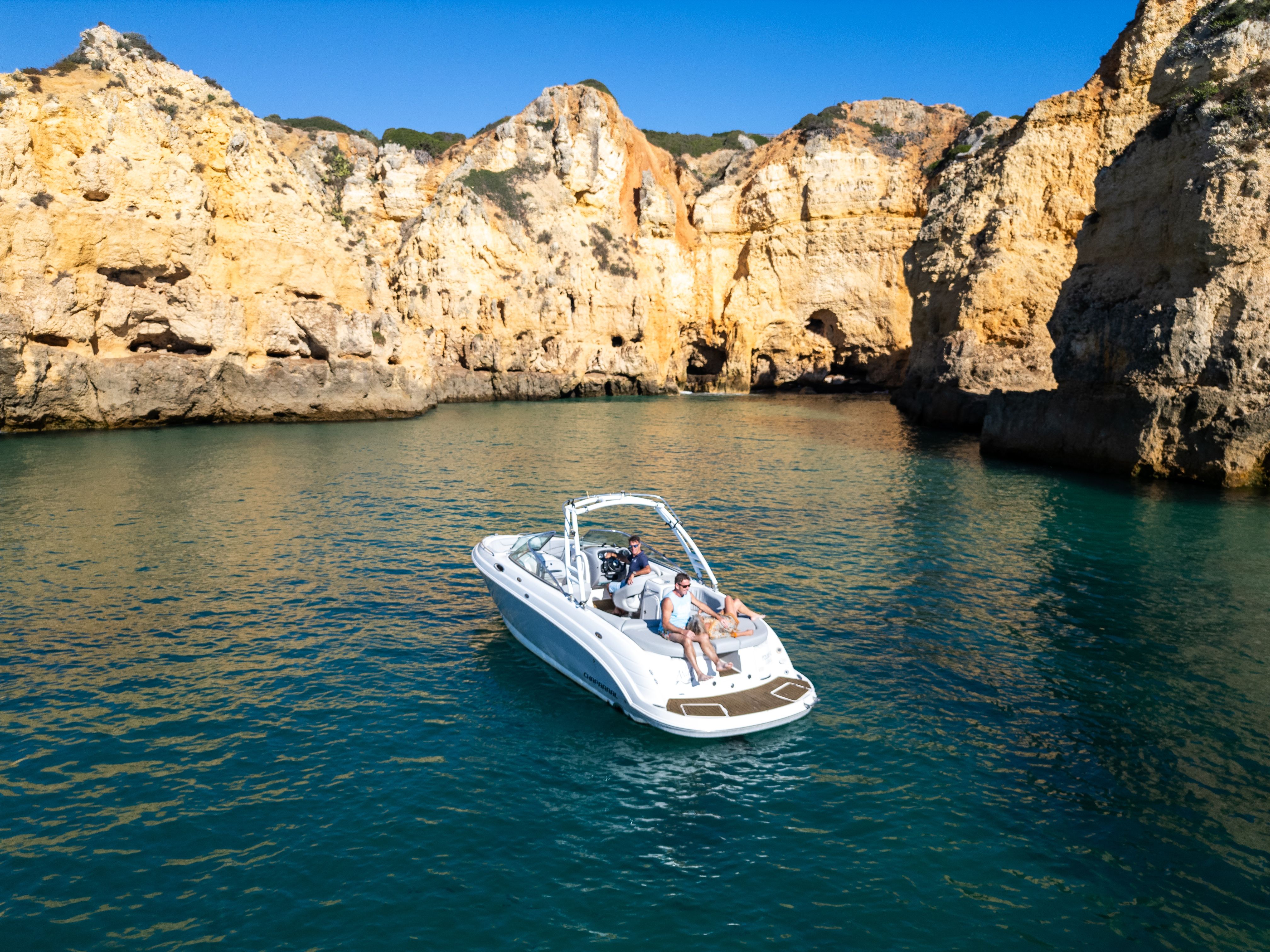 Chaparral 256 | Ariel