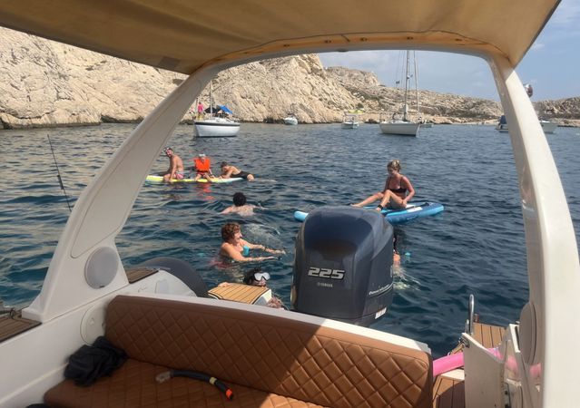 Capelli Tempest 850 | Mickey