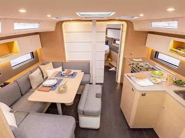 Dufour 41 | Sunsail 25