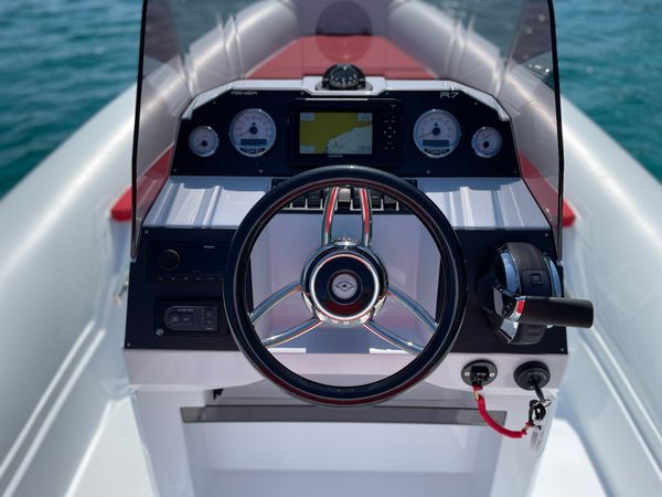 Cantieri Renier R7 | 24