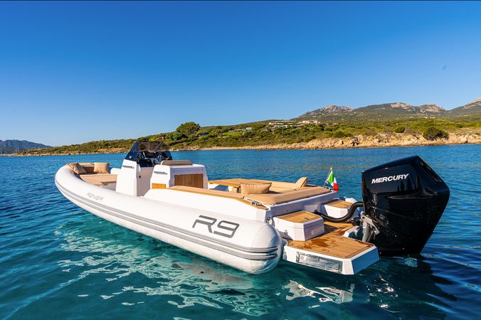 Cantieri Renier R9 | 24