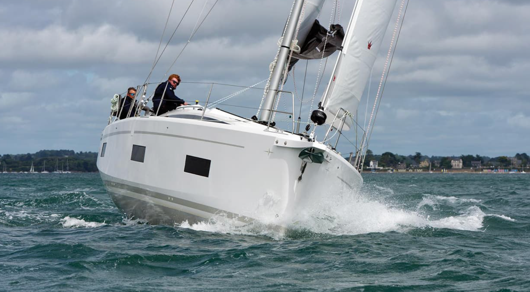 Bavaria C42 | 7 Iles