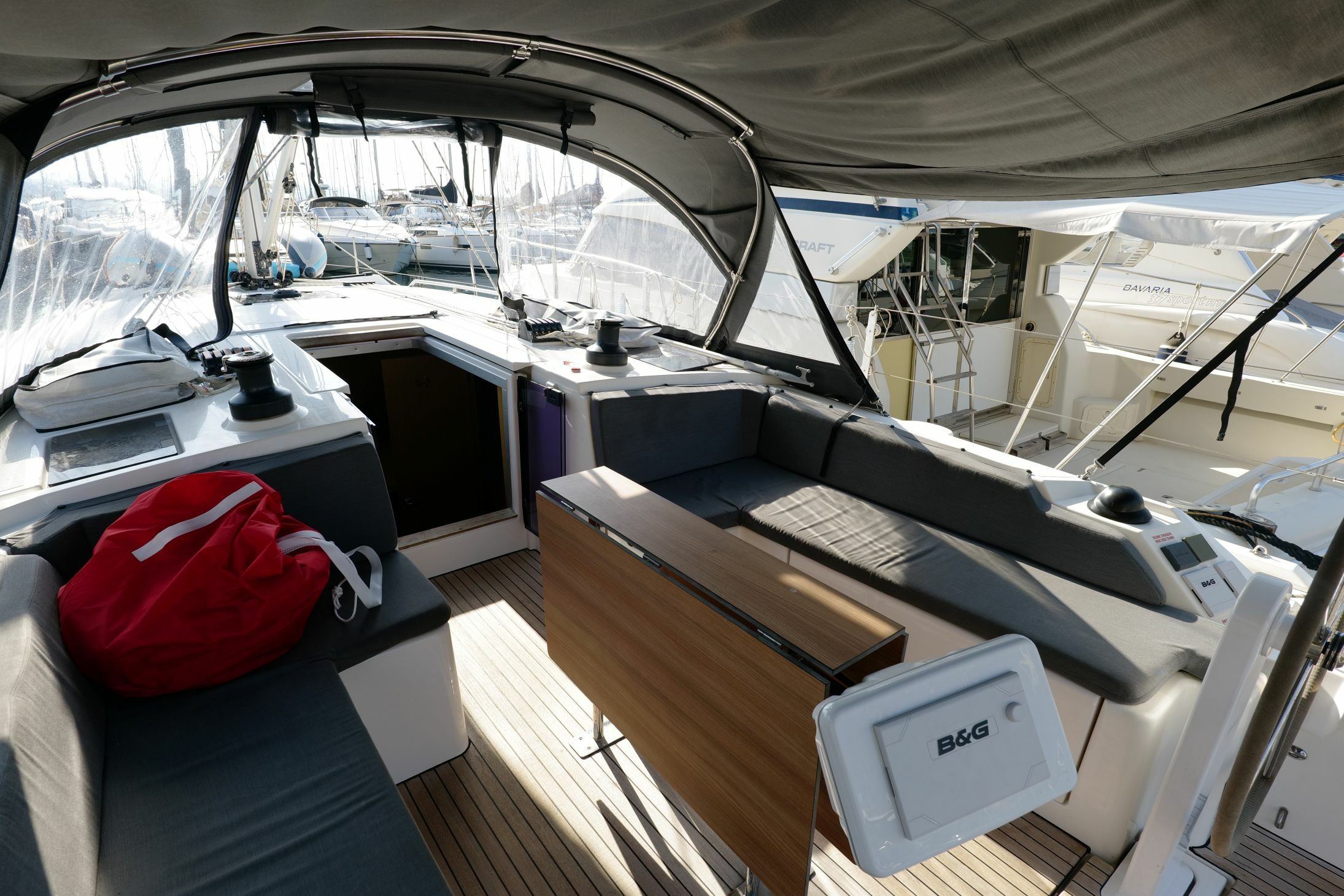 Bavaria C42 | 7 Iles