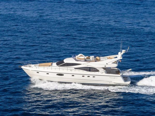 Ferretti 591 | Borna 1