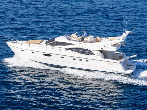 Ferretti 591 | Borna 1