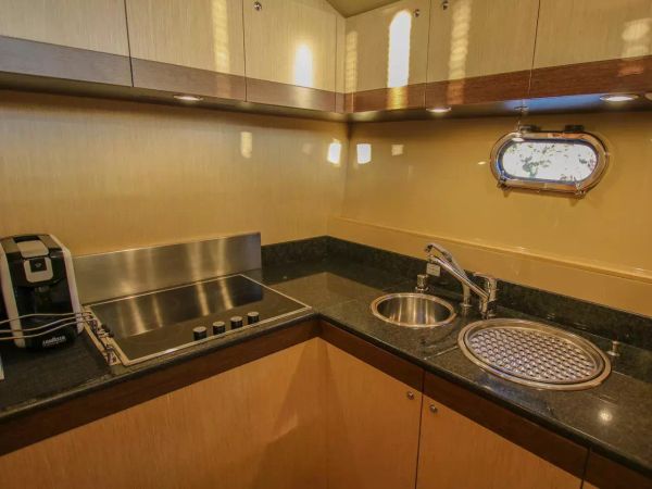 Ferretti 591 | Borna 1