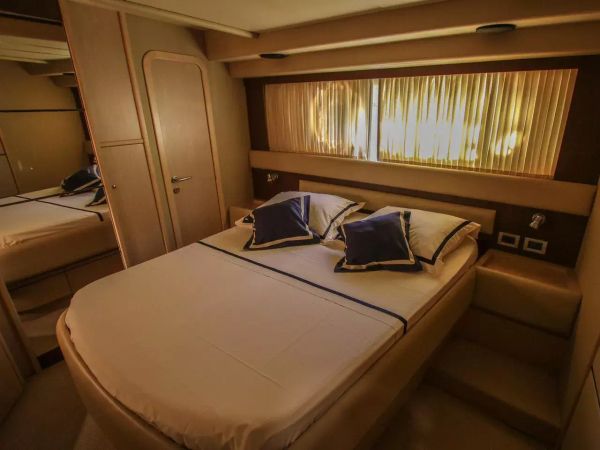 Ferretti 591 | Borna 1