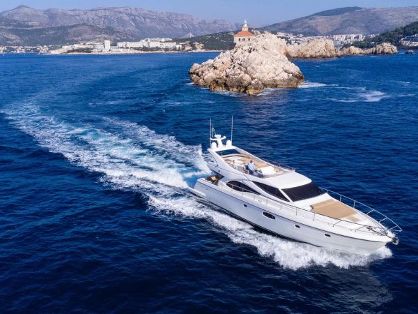 Ferretti 591 | Borna 1