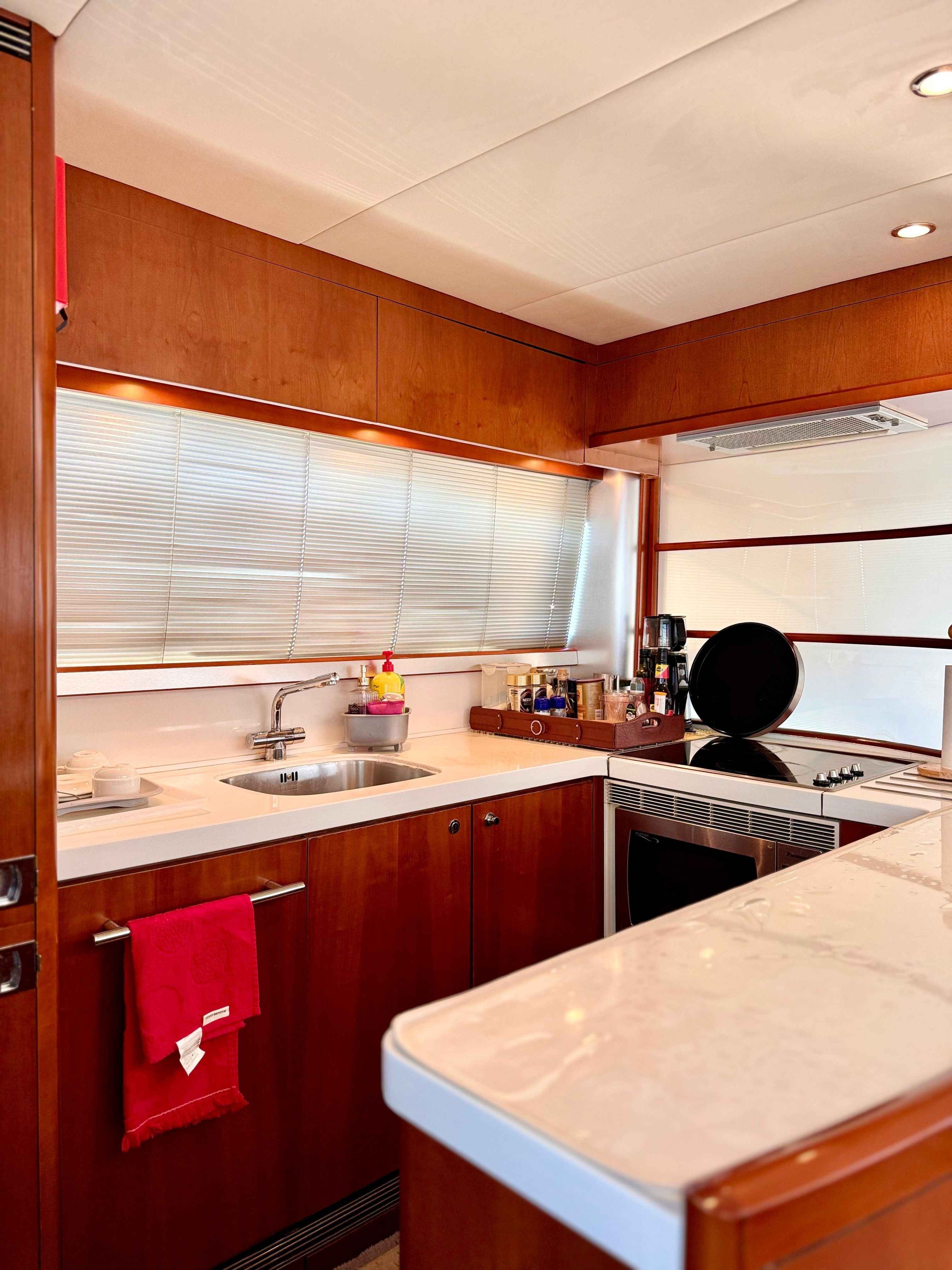 Princess 68 | Grand Star