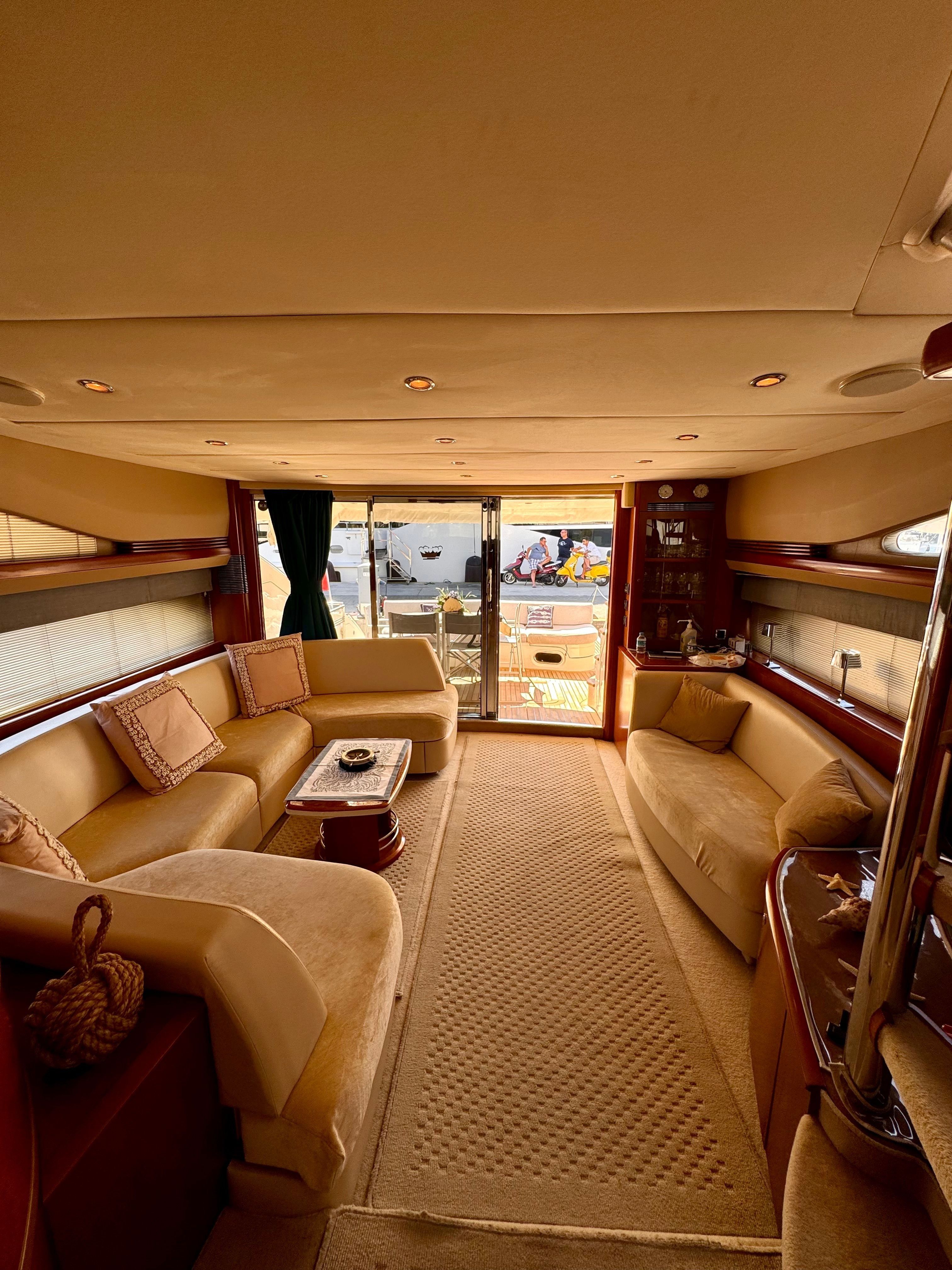 Princess 68 | Grand Star