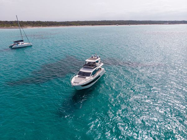 Absolute 62 Fly | Emilia 2