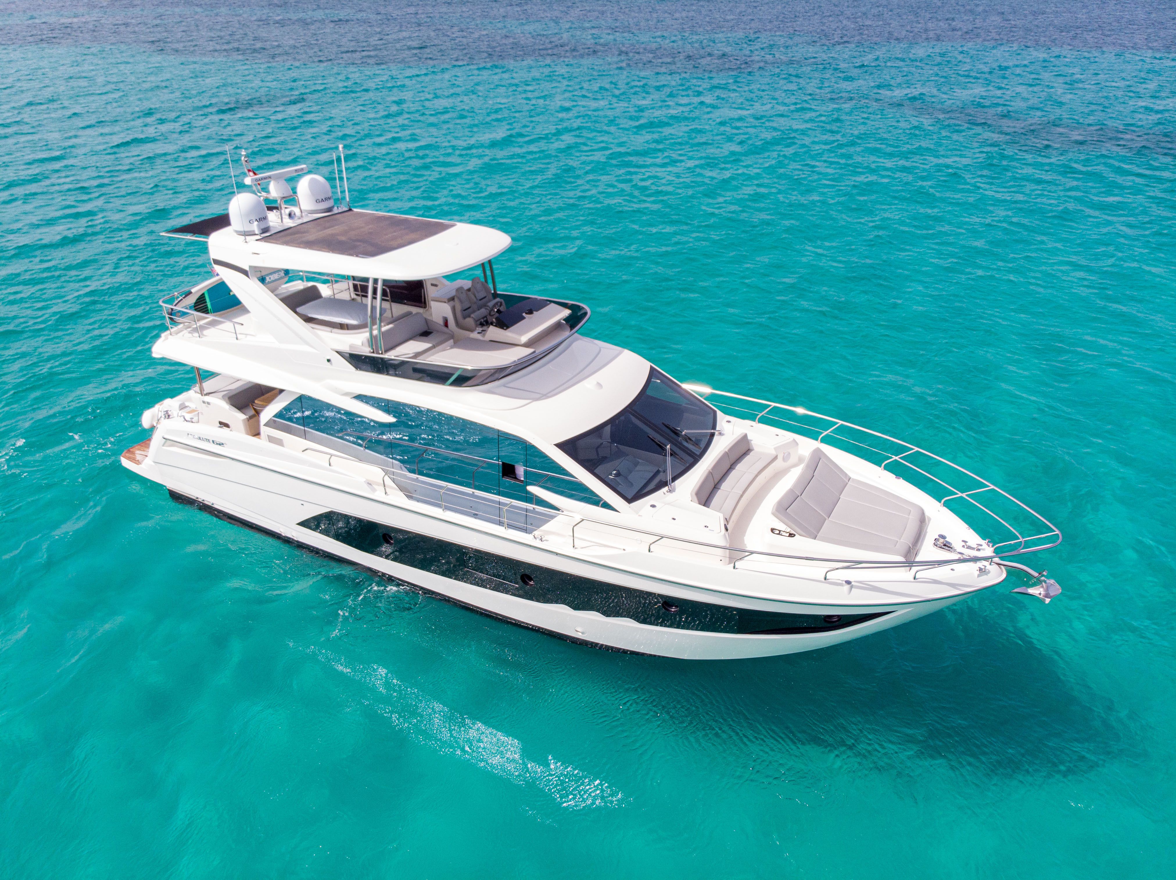 Absolute 62 Fly | Emilia 2