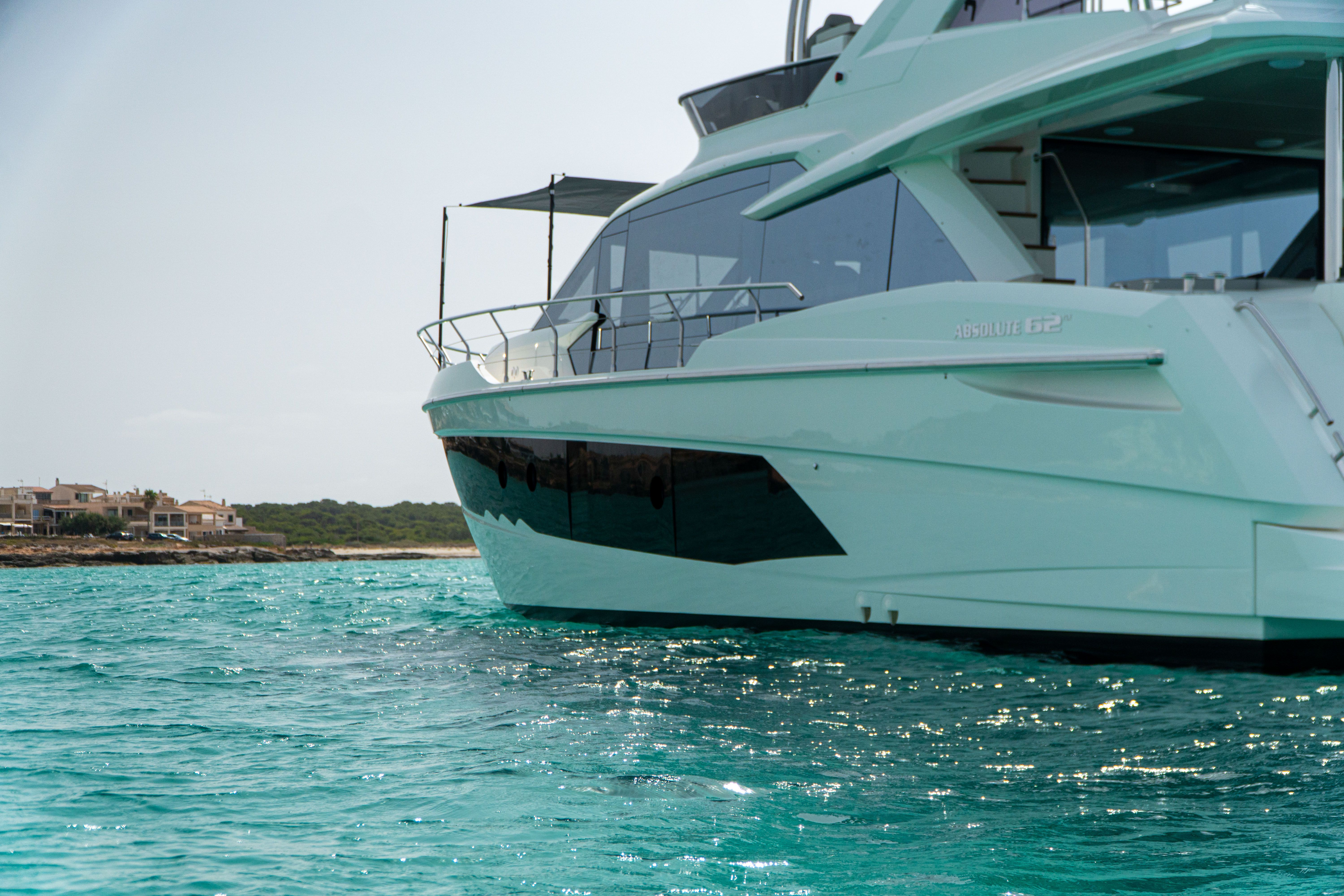 Absolute 62 Fly | Emilia 2