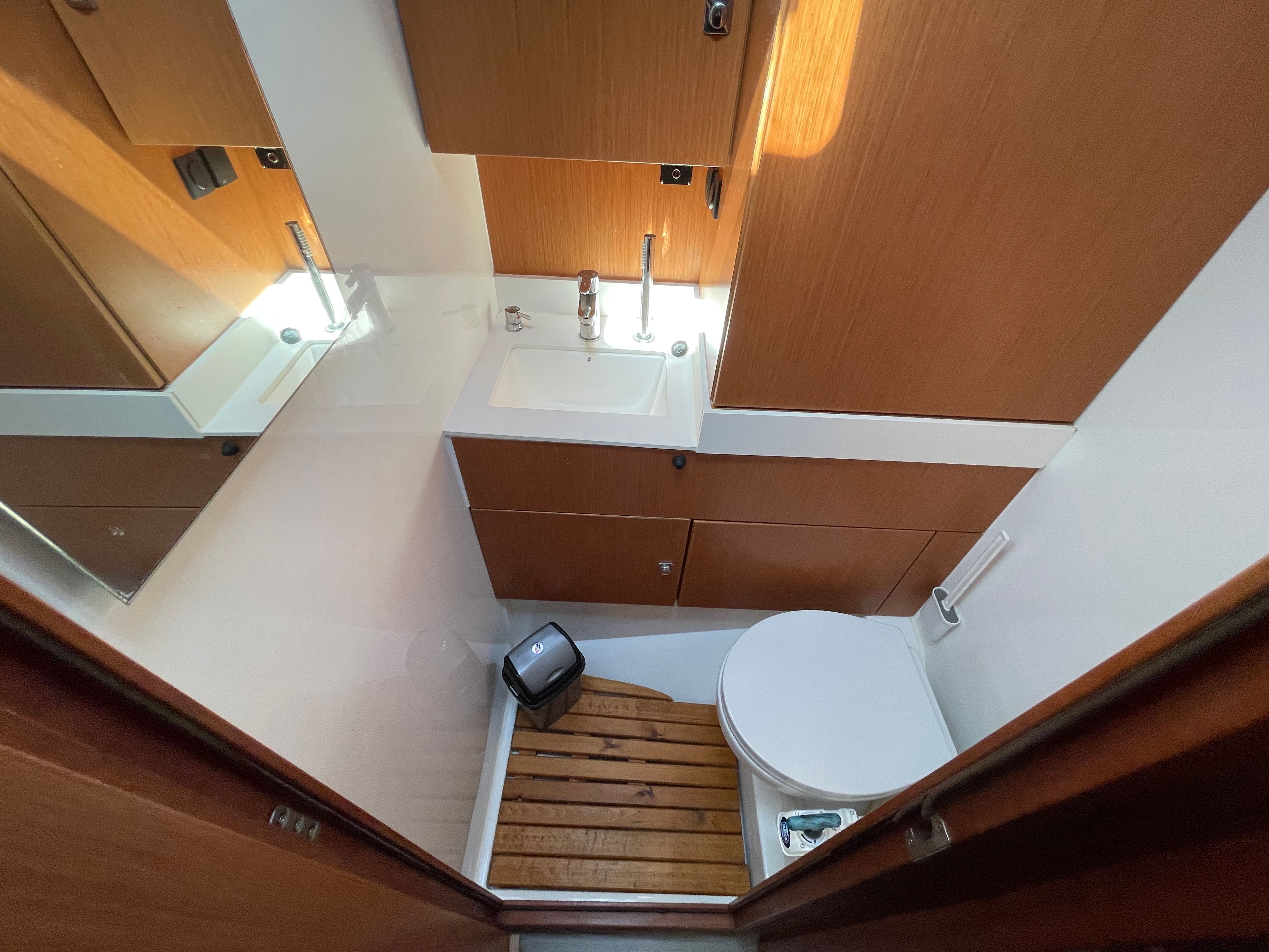 Bavaria C45 | Kyveli