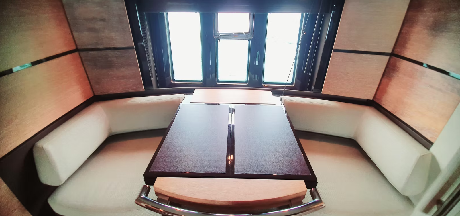 Azimut 53 | Disco Volante