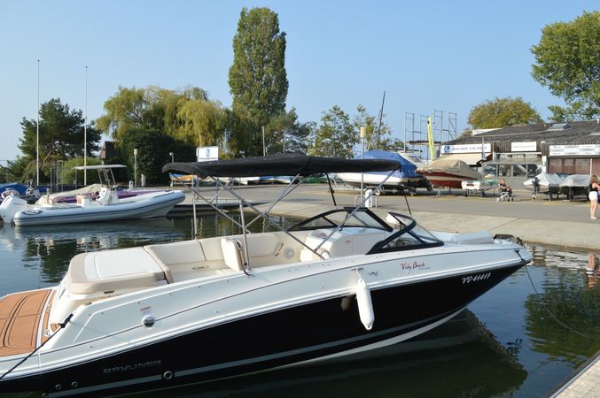 Bayliner VR6 E | Vidy Beach
