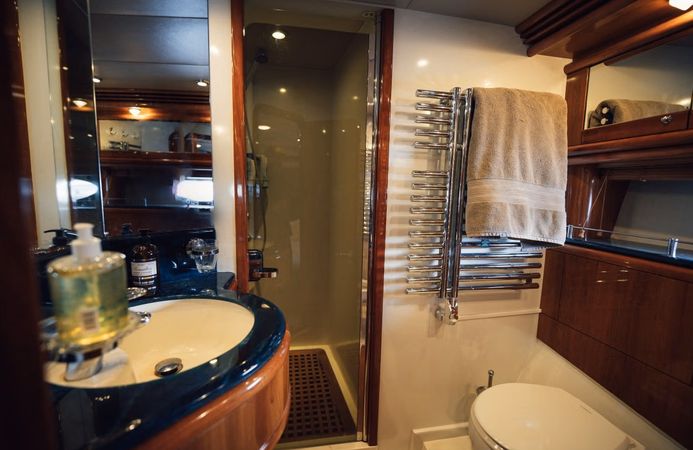 Sunseeker 84 | Duchess of Venus