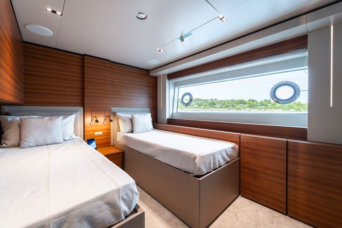 Navetta 33 | SK