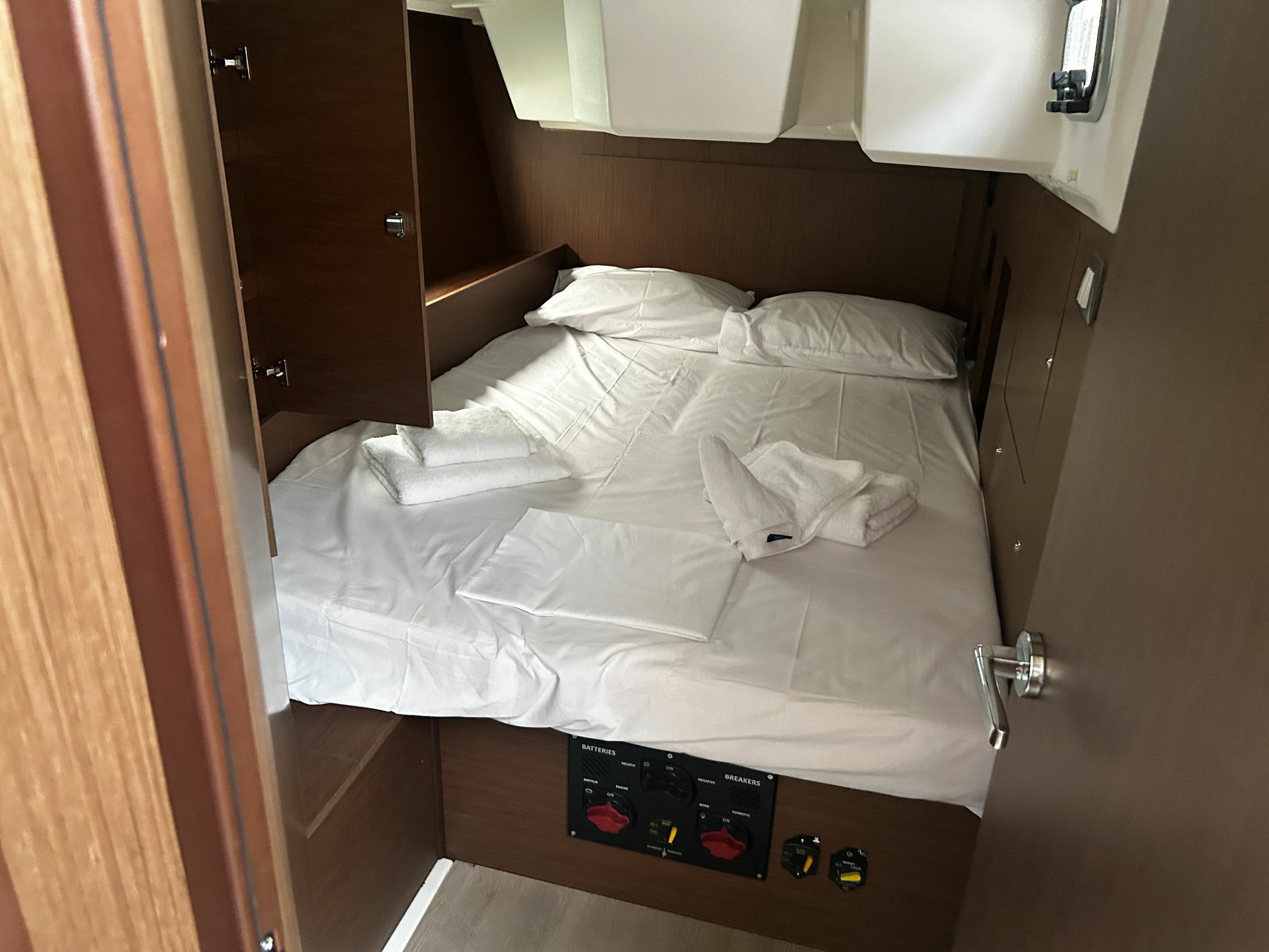 Beneteau Oceanis 46.1 | Eros