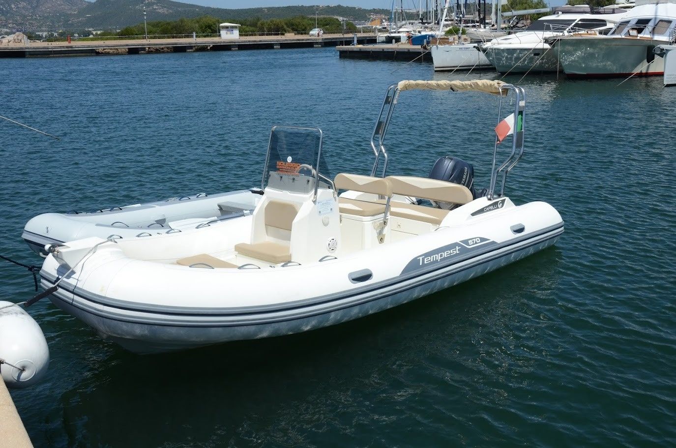 Capelli Tempest 570 | 24