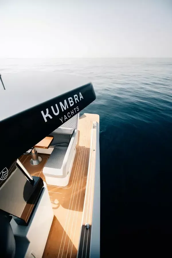 Kumbra 34 | Ele