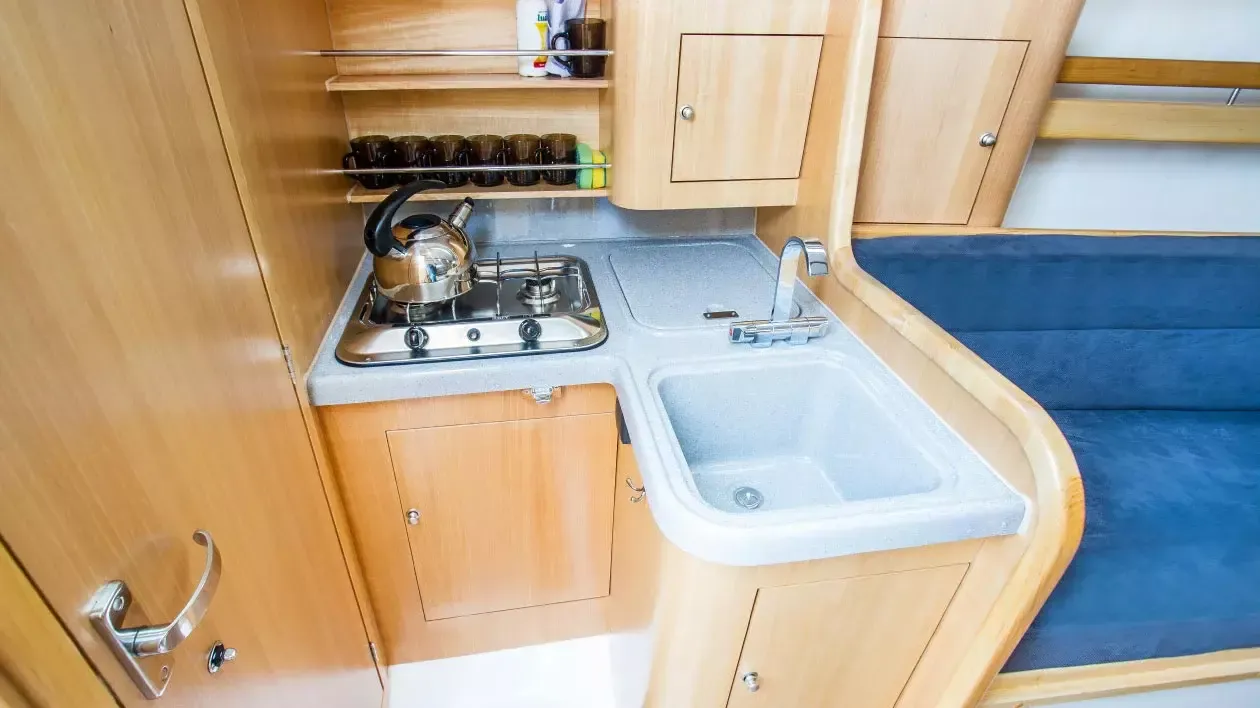 Northman Maxus 28 | Flores