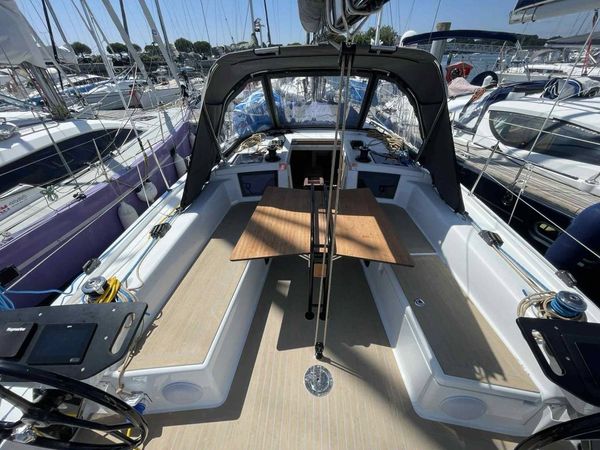 Dufour 37 | Avocette