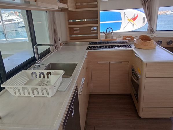 Lagoon 46 | Ledi