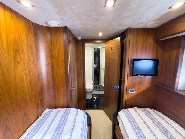 Sunseeker Manhattan 80 | Esra S