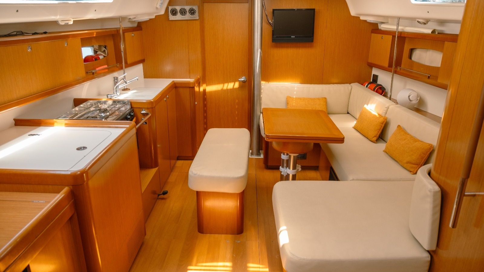 Beneteau Oceanis 40 | Safir