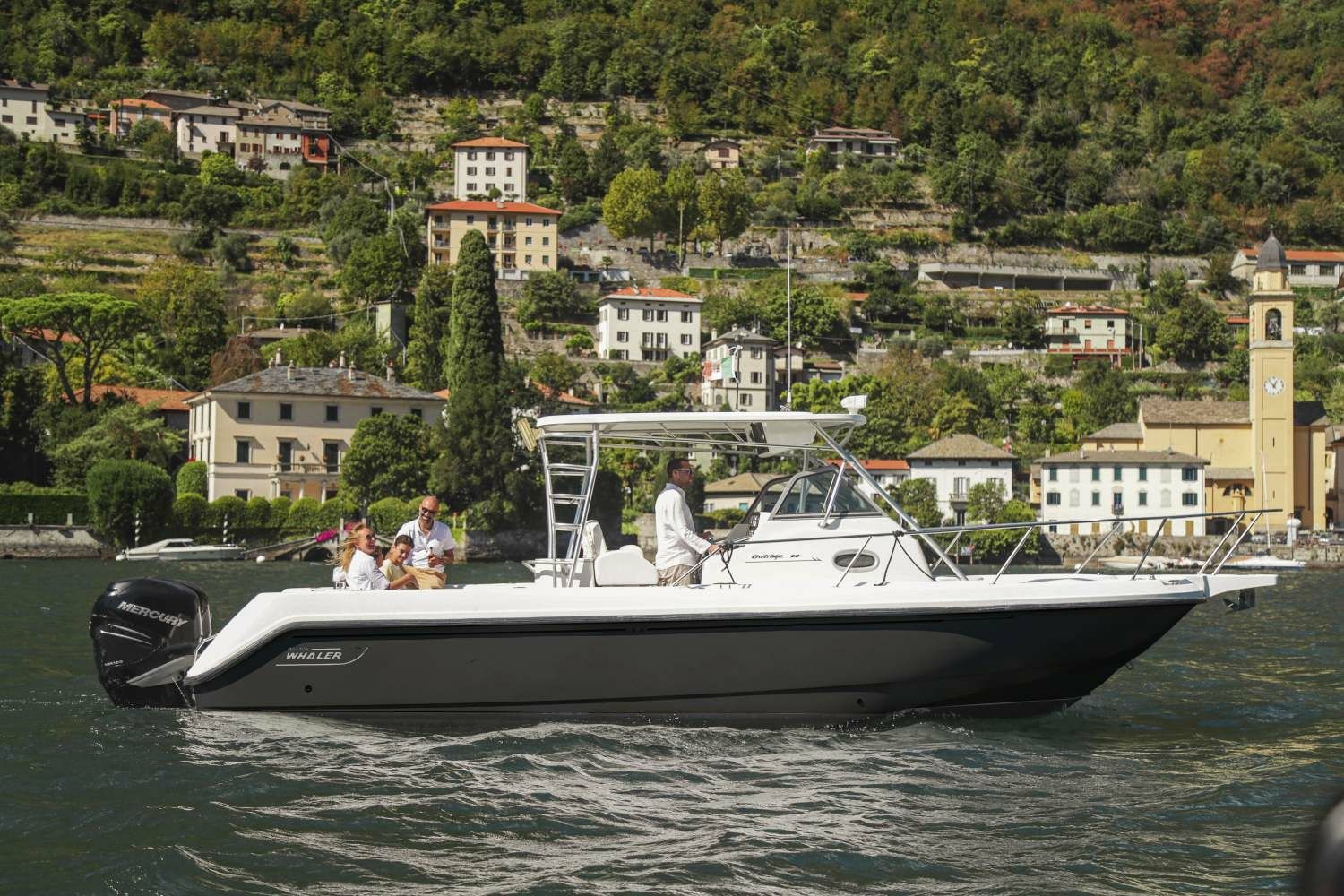 Boston Whaler 28 | Isola