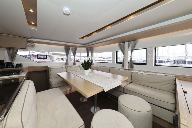 Lagoon 51 | Zarathustra